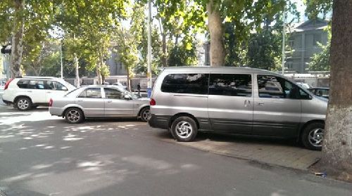 違章停車被拖壞，就該自認(rèn)倒霉？告訴車主如何獲得賠償